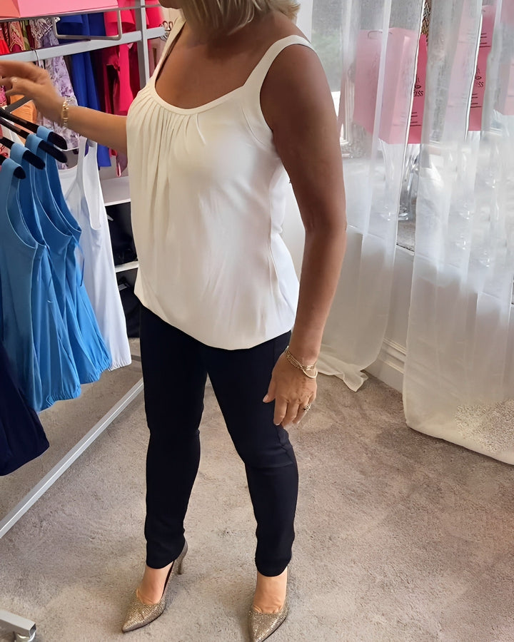 Donna | Breathable Sleeveless Everyday Top