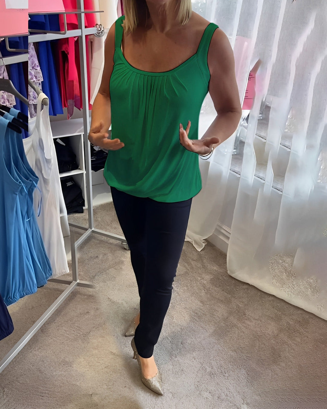 Donna | Breathable Sleeveless Everyday Top