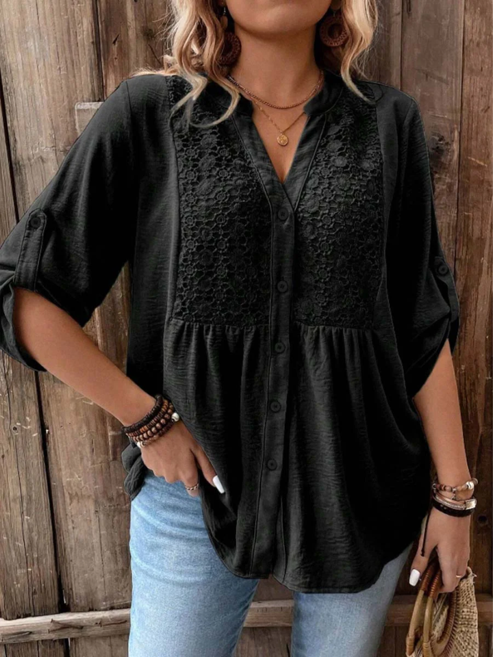 Britta | Embroidered V-Neck Relaxed Blouse