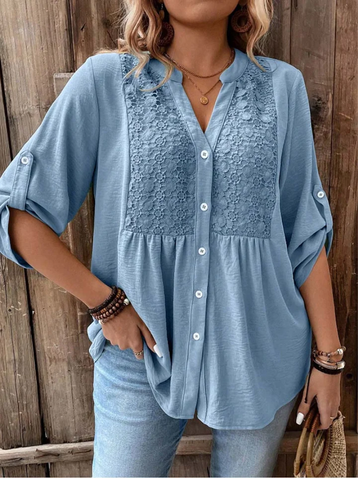 Britta | Embroidered V-Neck Relaxed Blouse