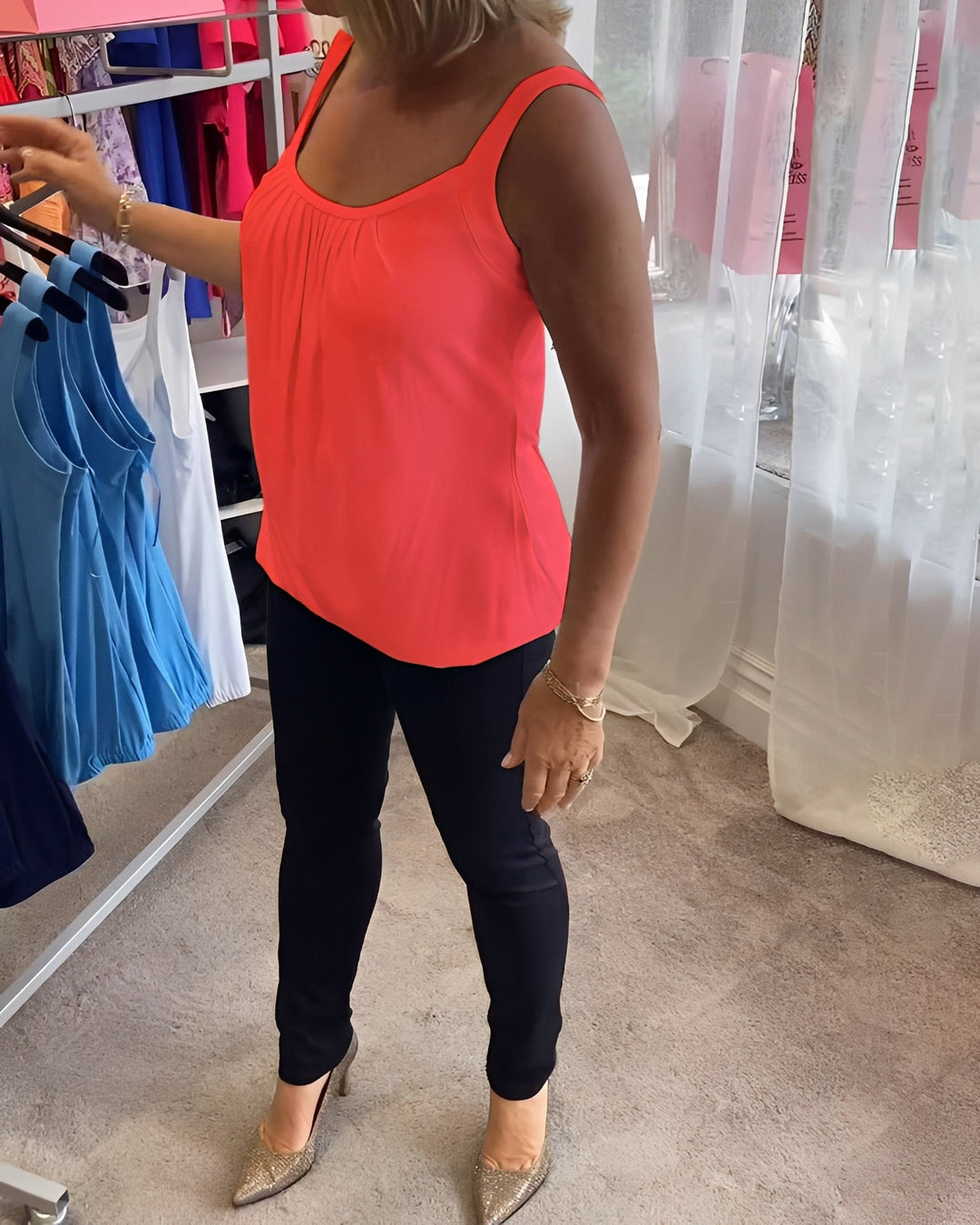 Donna | Breathable Sleeveless Everyday Top