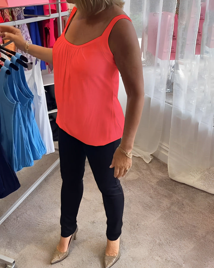 Donna | Breathable Sleeveless Everyday Top