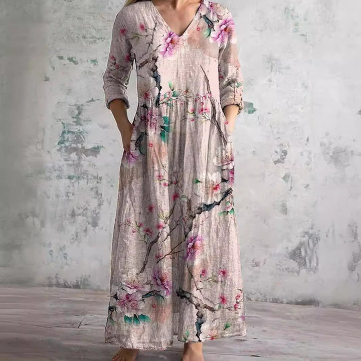 Dainy | Summer Dress with V-Neck and Floral Pattern