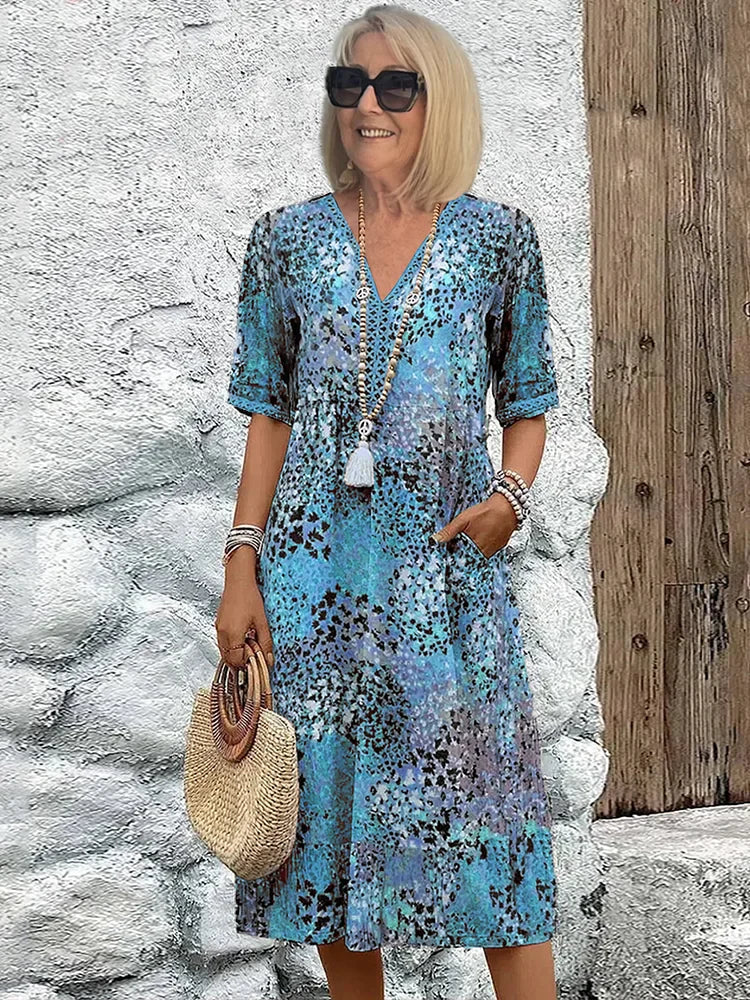 Guardy | Classic V-Neck Dress